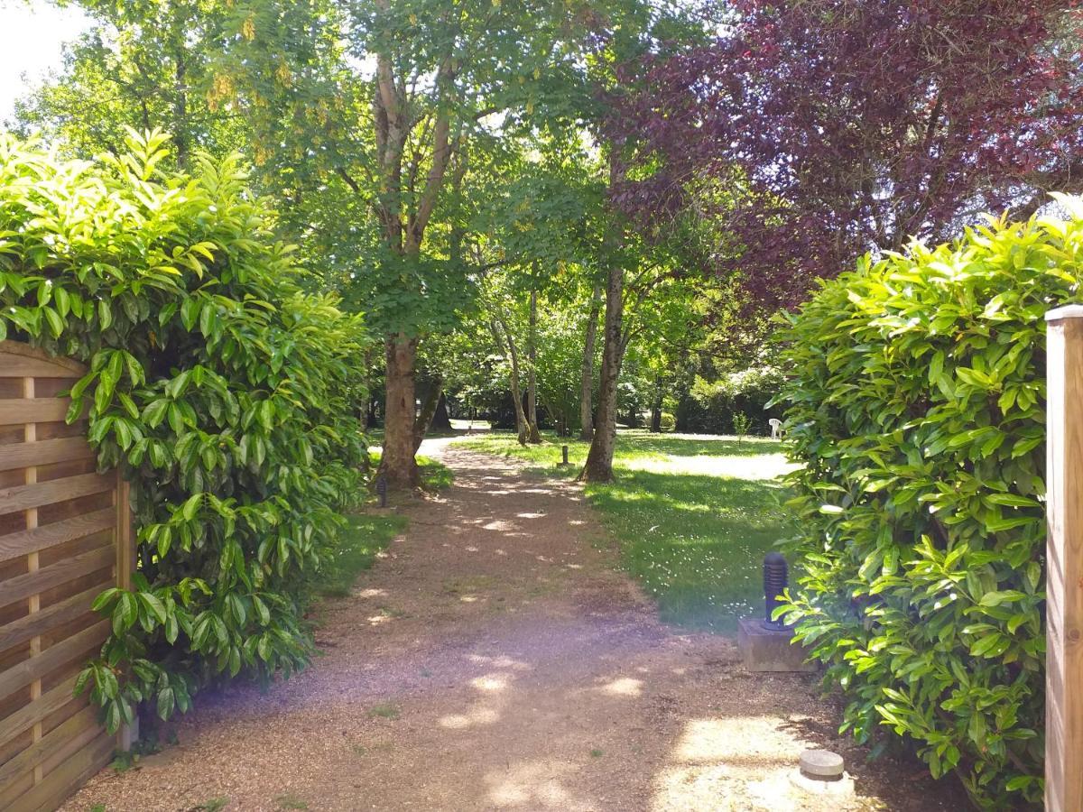 Appartement Au Calme, Avec Parc Prive, 50M Du Tram Тур Экстерьер фото